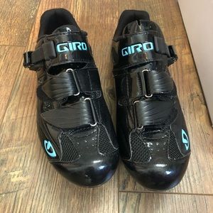 Cycling shoes size 39.5. Fit Peloton